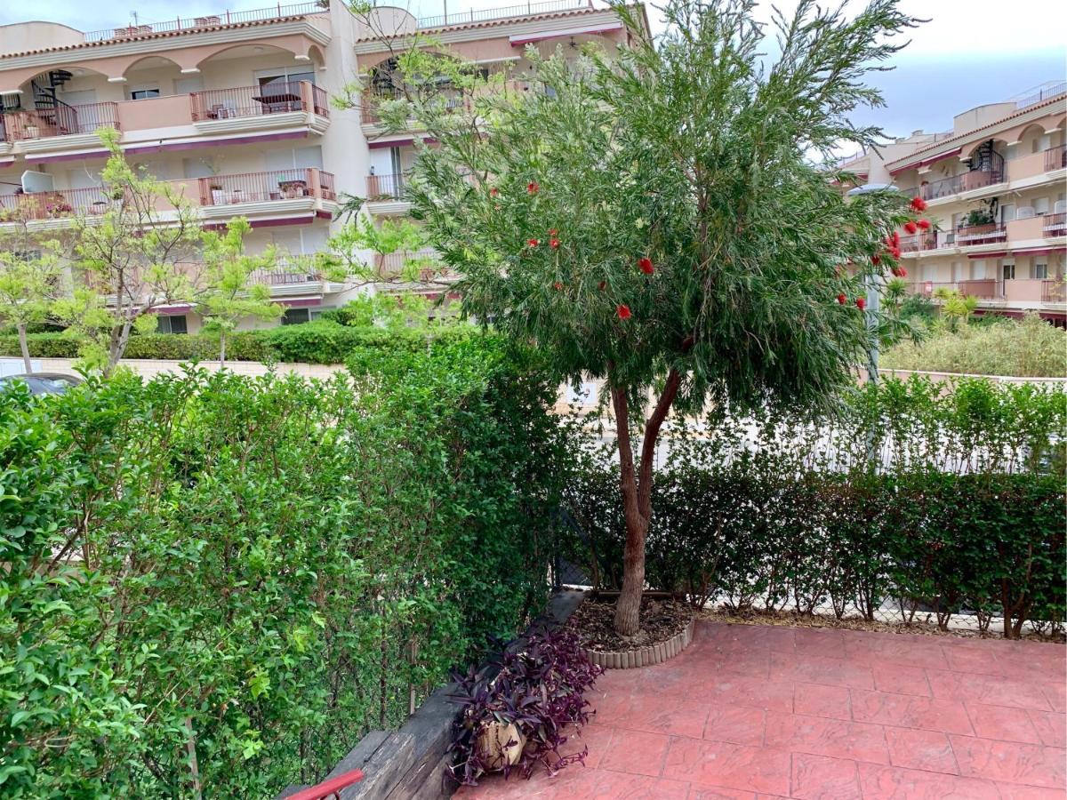 Golden Beach Apartamentos Sant Carles De La Rapita Exterior photo