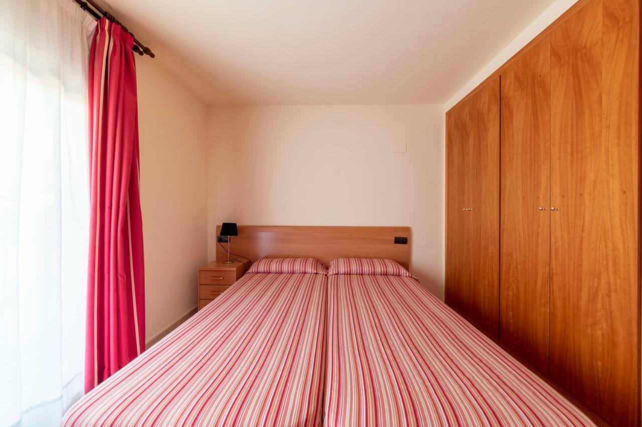 Golden Beach Apartamentos Sant Carles De La Rapita Exterior photo