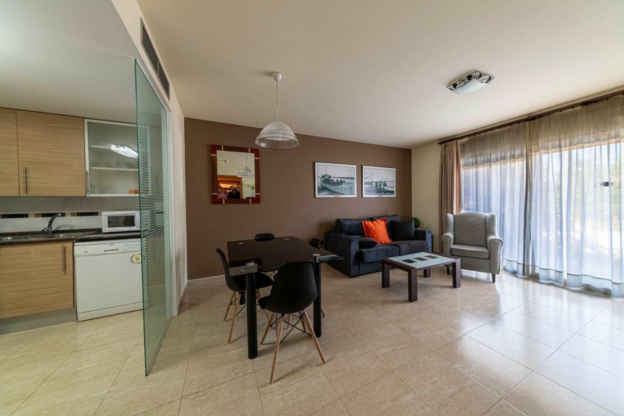 Golden Beach Apartamentos Sant Carles De La Rapita Exterior photo